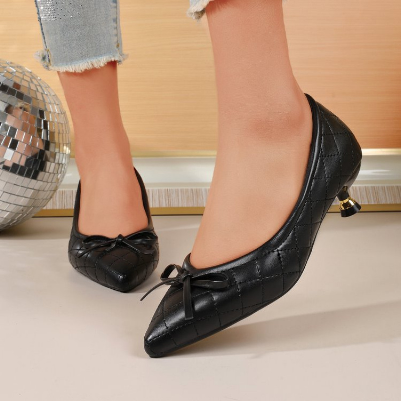 كعب كيتن مدبب مقدمه فيونكه فين - مراجعة Women Fashion Heels وسعره